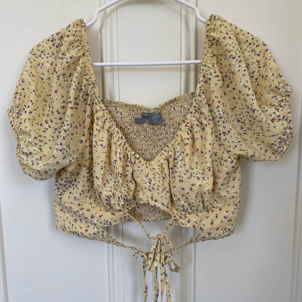 Floral Cropped Blouse